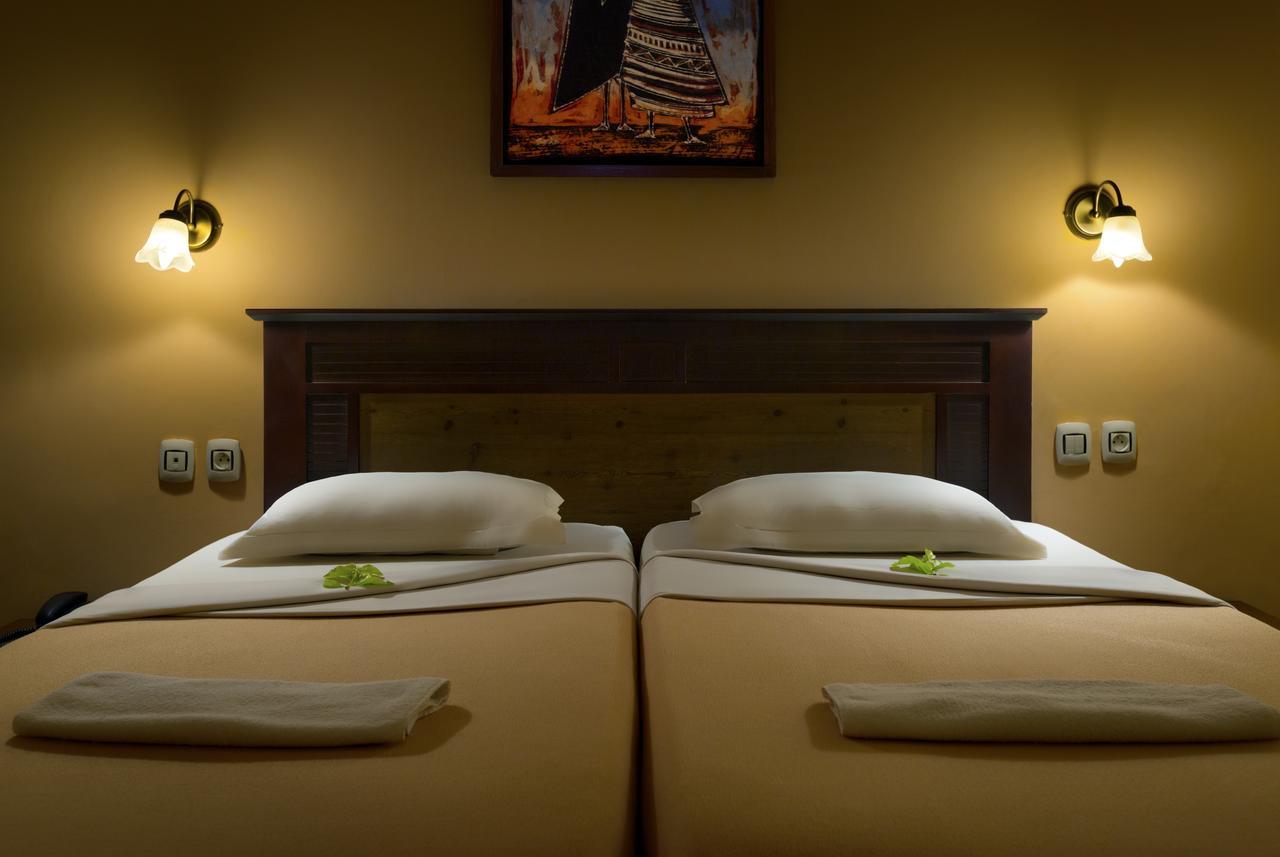 Dunia Hotel Bissau Buitenkant foto