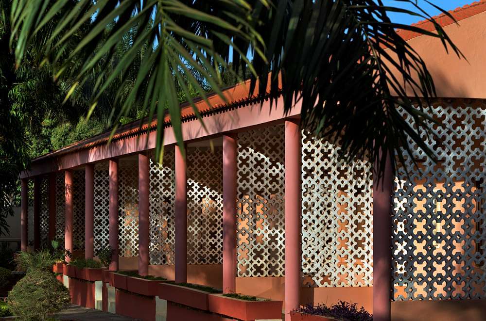 Dunia Hotel Bissau Buitenkant foto